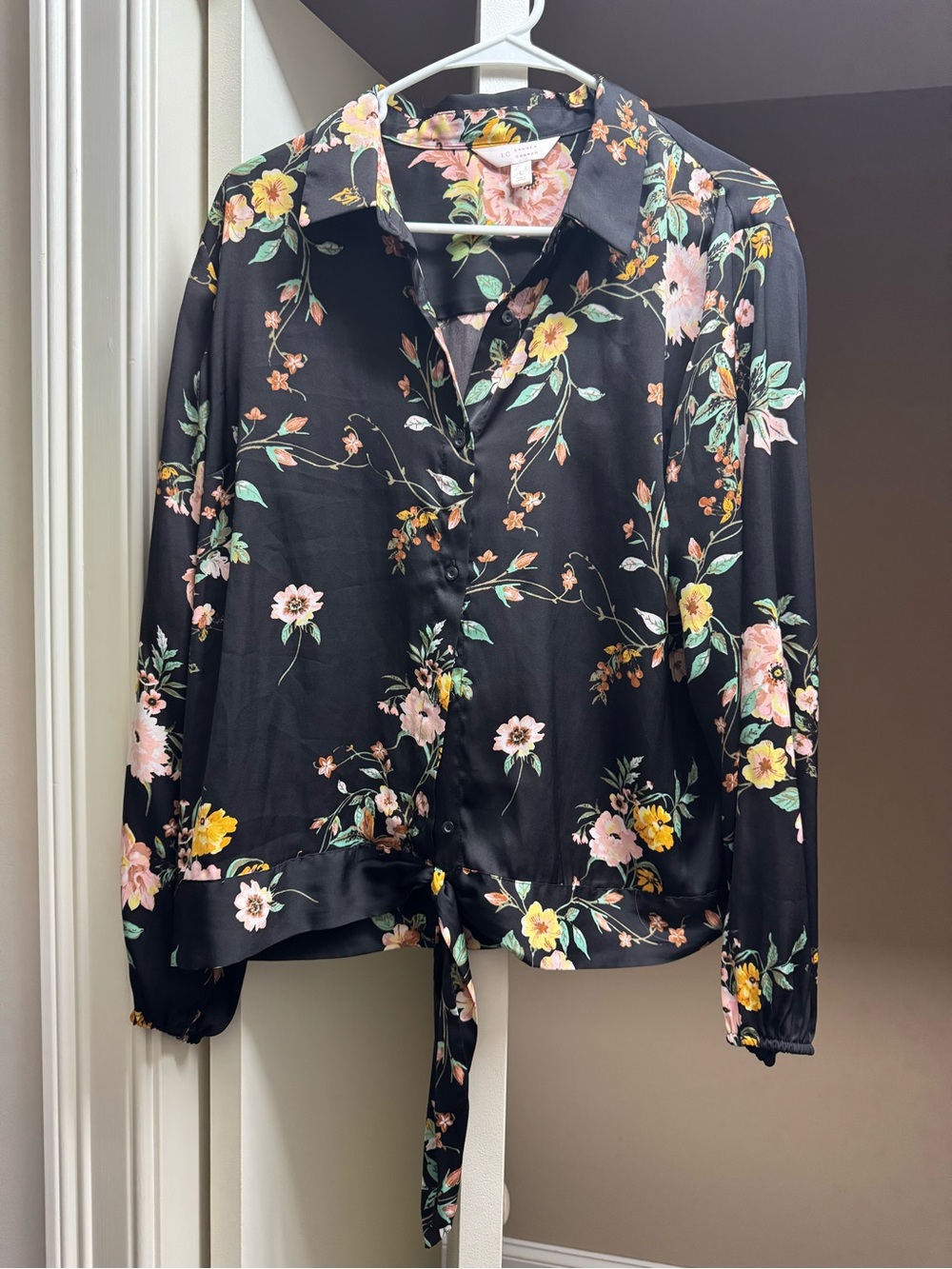 LC Lauren Conrad Black Floral Tie-Front Button-Down Shirt